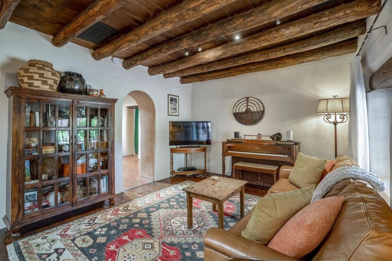 Garcia Street Adobe Three-Bedroom Holiday Home Santa Fé Exterior foto